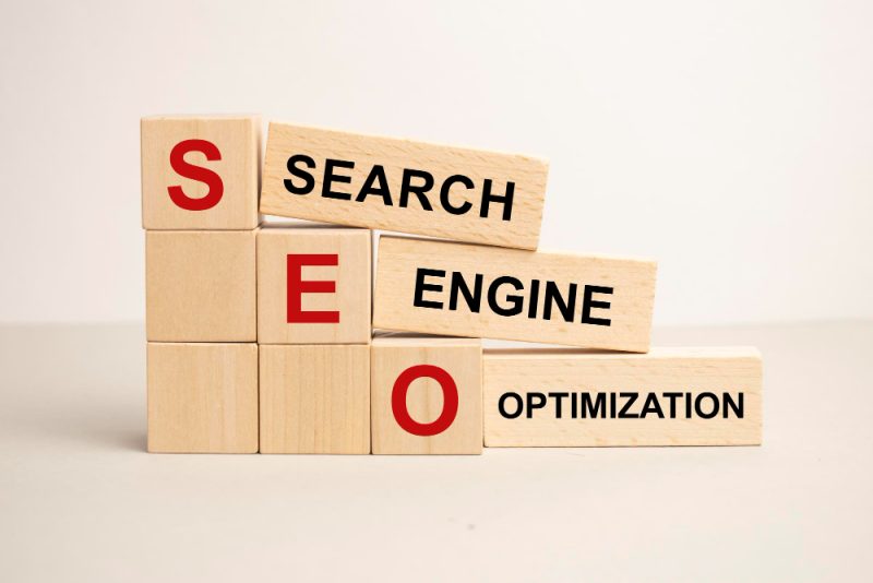 servicii SEO